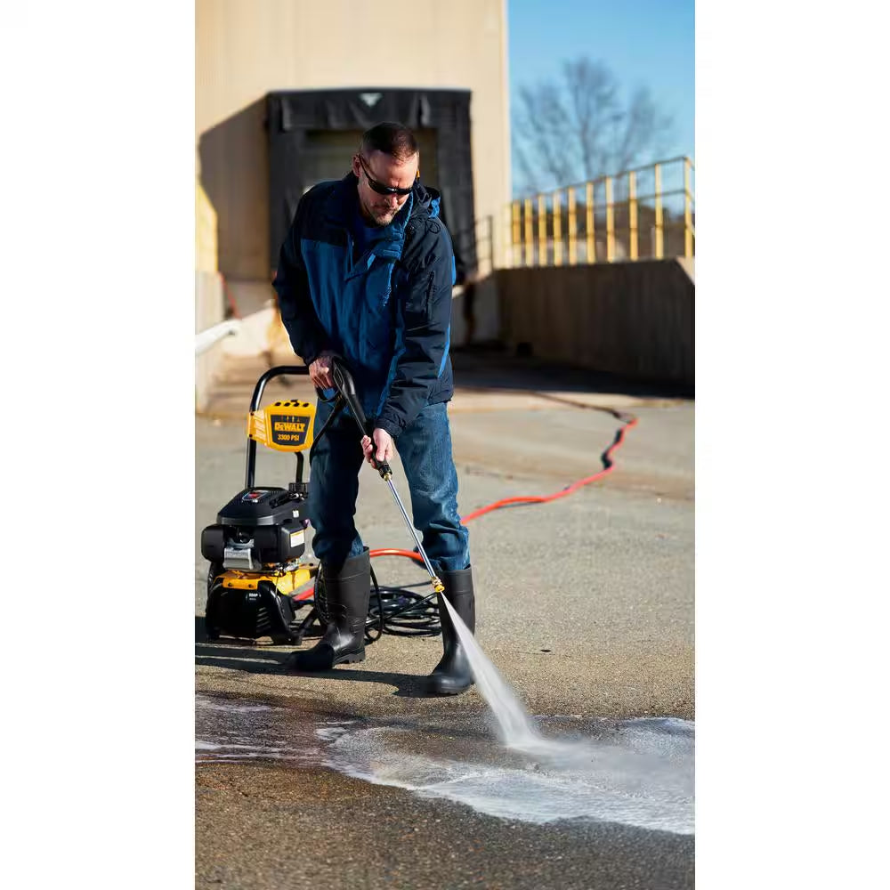 1 Gal. Concrete and Driveway Degreaser Concentrate Pressure Wash, Dissolves Grease and Buildup on Brick and Tile